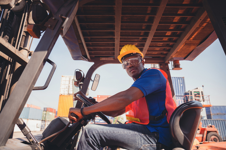 What You Need To Know About Heavy Machinery Operator Requirements 